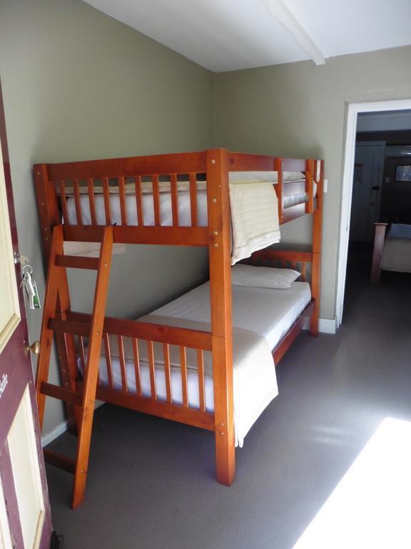 Avon Accommodation - Йорк Номер фото